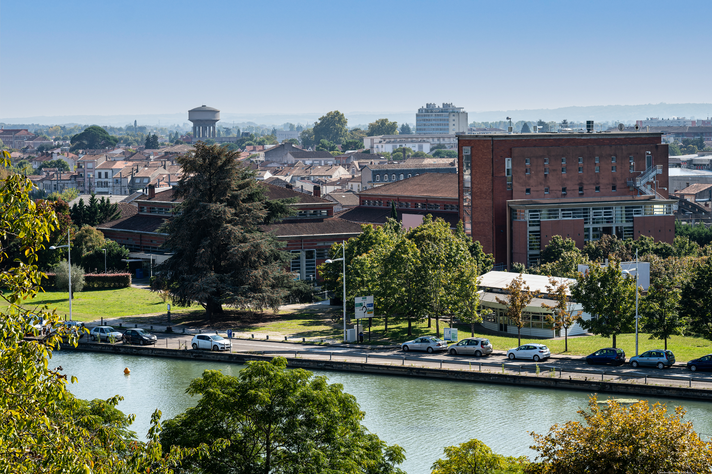 Les cours de licence LLCER Anglais se déroulent sur le campus du Pin // Campus du Pin - Agen - © Gautier Dufau 